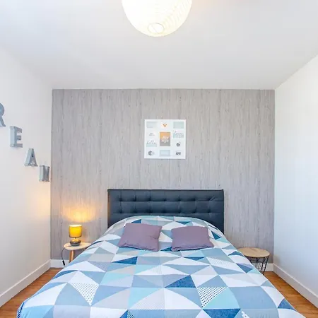Hypercentre-lumineux-tout Confort-balcon Apartment